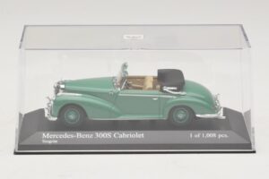 Mercedes 300S Kabrió Zöld Minichamps 1:43 430032335 Fém – 4. kép a 5-ből