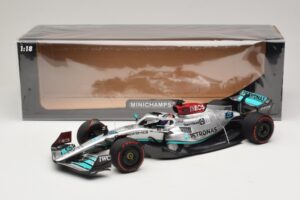 Mercedes AMG Petronas W13 E Performance #63 G. Russell Spanish GP 2022 Minichamps 1:18 110220063 Fém – 6. kép a 7-ből