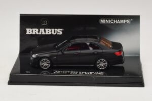 Mercedes Brabus 850 E63 W212 Matt Fekete Minichamps 1:43 437034101 Fém