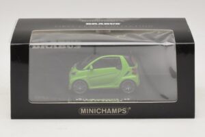 Mercedes Brabus Ultimate 120 Zöld Minichamps 1:43 437032700 Fém – 5. kép a 5-ből