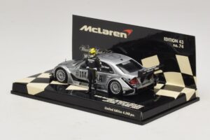 Mercedes C203 DTM Team McLaren Mercedes MP4-98T Mika & Erja Hakkinen Lapland 17 April 2000 Minichamps 1:43 530984378-P1 Fém – 3. kép a 4-ből