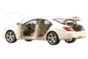Mercedes CLS C218 Kupé Brilliant White Metallic Norev 1:18 183943 Fém – 2. kép a 3-ből