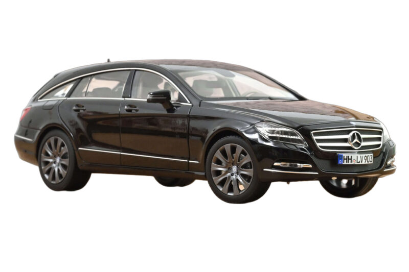 Mercedes CLS Shooting Brake X218 Obsidian Black Metallic Norev 1:18 Mercedes CLS Shooting Brake X218 Obsidian Black Metallic Norev 1:18 183944 Fém