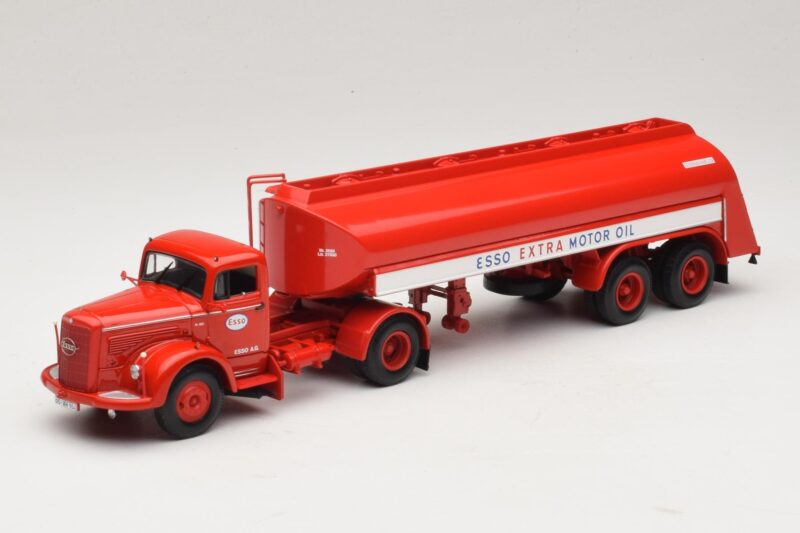 Mercedes LS315 Tanksattelzug Esso Minichamps 1:43 499034770 Fém