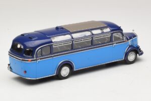 Mercedes O 3500 Autóbusz Világoskék Sötétkék Minichamps 1:43 439360011 Fém – 2. kép a 6-ből