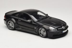 Mercedes SL65 AMG R230 Black Series Matt Black Minichamps 1:18 100038121 Fém – 6. kép a 8-ből