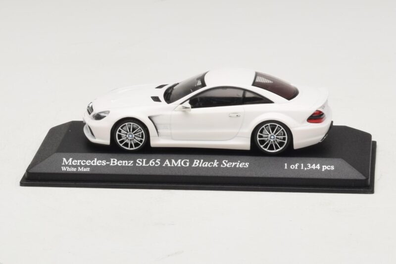 Mercedes SL65 AMG R230 Black Series Matt Fehér Minichamps 1:43 400038222 Fém