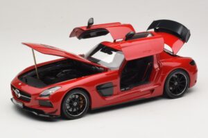 Mercedes SLS AMG C197 Black Series Piros Minichamps 1:18 110033022 Fém – 3. kép a 8-ből