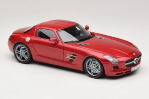 Mercedes SLS AMG C197 Piros Metál Minichamps 1:18 100039020 Fém – 6. kép a 8-ből