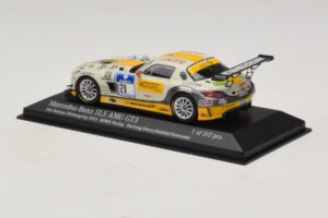 Mercedes SLS AMG GT3 #21 Rowe Racing Hartung / Heyer Nurburgring 24 Hours 2013 Minichamps 1:43 410133221 Fém – 3. kép a 4-ből