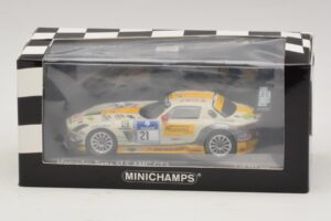 Mercedes SLS AMG GT3 #21 Rowe Racing Hartung / Heyer Nurburgring 24 Hours 2013 Minichamps 1:43 410133221 Fém – 4. kép a 4-ből