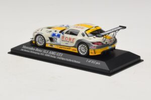 Mercedes SLS AMG GT3 #22 Rowe Racing Graf / Jager Nurburgring 24 Hours 2013 Minichamps 1:43 410133222 Fém – 3. kép a 4-ből