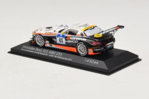 Mercedes SLS AMG GT3 #65 Hankook 24 Hours of Nurburgring 2012 Minichamps 1:43 437123265 Fém – 3. kép a 4-ből