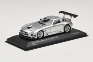 Mercedes SLS AMG GT3 Ezüst Minichamps 1:43 410113202 Fém – 2. kép a 4-ből