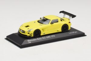 Mercedes SLS AMG GT3 Sárga Minichamps 1:43 410113201 Fém – 2. kép a 4-ből