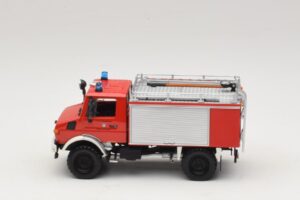 Mercedes Unimog 1300 L TLF 8/18 FF Oberammergau Minichamps 1:43 439033071 Fém – 3. kép a 6-ből