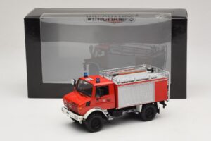 Mercedes Unimog 1300 L TLF 8/18 FF Oberammergau Minichamps 1:43 439033071 Fém – 6. kép a 6-ből