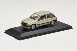 Opel Corsa A Világoszöld Metál Minichamps 1:43 CORSA001 Fém – 2. kép a 4-ből
