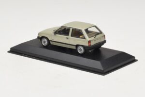 Opel Corsa A Világoszöld Metál Minichamps 1:43 CORSA001 Fém – 3. kép a 4-ből