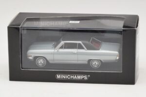 Opel Diplomat A V8 Coupe Ezüst Minichamps 1:43 400048020 Fém – 4. kép a 4-ből
