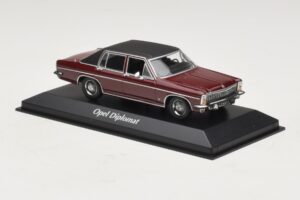 Opel Diplomat B Sötétpiros Maxichamps 1:43 940046071 Fém – 3. kép a 4-ből