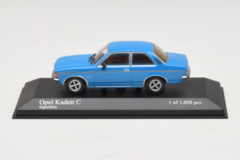 Opel Kadett C Kék Minichamps 1:43 Opel Kadett C Kék Minichamps 1:43 400048101 Fém