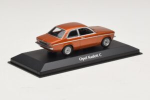 Opel Kadett C Bronz Metál Maxichamps 1:43 940045600 Fém – 2. kép a 4-ből