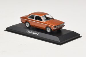 Opel Kadett C Bronz Metál Maxichamps 1:43 940045600 Fém – 3. kép a 4-ből