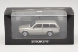 Opel Kadett C Caravan Silver Metallic Minichamps 1:43 400048111 Fém – 4. kép a 4-ből