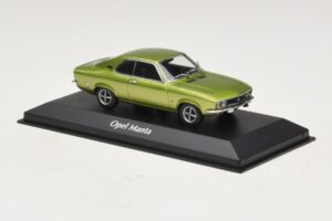 Opel Manta A Zöld Metál Maxichamps 1:43 940045501 Fém – 3. kép a 4-ből