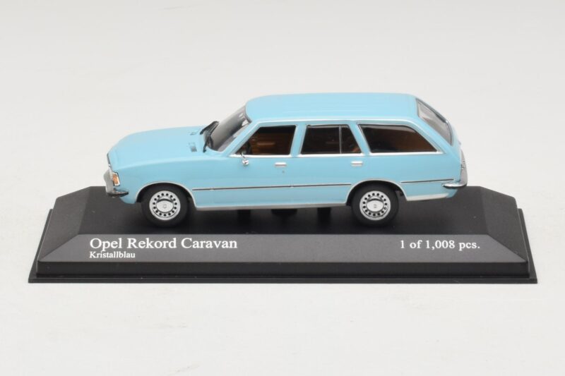 Opel Rekord D Caravan Világoskék Minichamps 1:43 Opel Rekord D Caravan Világoskék Minichamps 1:43 400044014 Fém