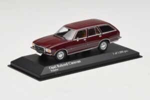 Opel Rekord D Caravan Piros Minichamps 1:43 400044012 Fém – 2. kép a 4-ből