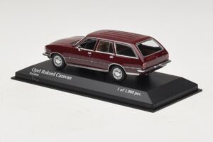 Opel Rekord D Caravan Piros Minichamps 1:43 400044012 Fém – 3. kép a 4-ből