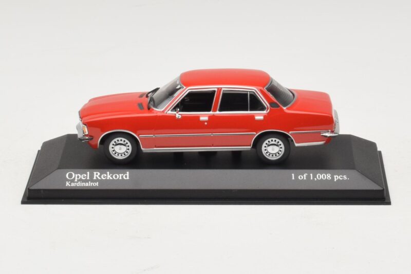 Opel Rekord D Piros Minichamps 1:43 400044004 Fém
