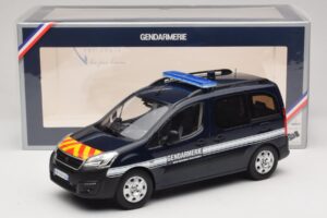 Peugeot Partner Gendarmerie Sötétkék Norev 1:18 184890 Fém – 6. kép a 6-ből