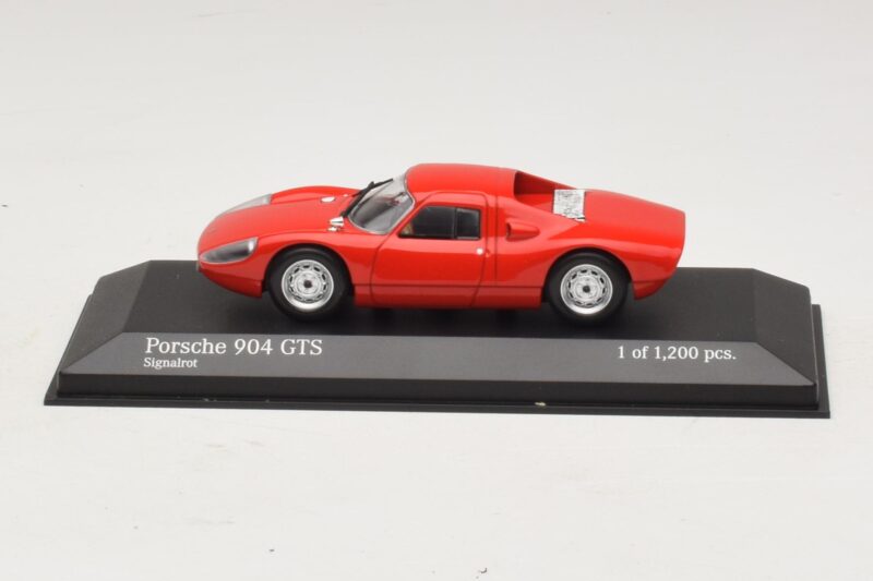 Porsche 904 GTS Piros Minichamps 1:43 Porsche 904 GTS Piros Minichamps 1:43 400065722 Fém