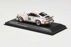 Porsche 911 934 #86 Bourdillat / Ennequin 24 Hours of Le Mans 1979 Minichamps 1:43 400796486 Fém – 3. kép a 4-ből