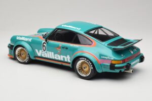 Porsche 911 934 Vaillant #6 T. Hezemans Winner DRM Norisring 1976 Minichamps 1:12 125766406 Fém – 5. kép a 6-ből