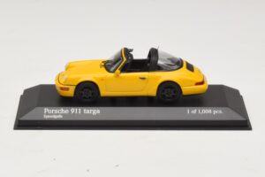 Porsche 911 964 Targa Sárga Minichamps 1:43 400061367 Fém