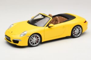 Porsche 911 991 Carrera S Kabrió Sárga Minichamps 1:18 100061031 Fém