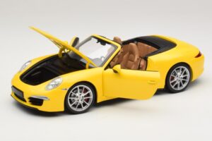 Porsche 911 991 Carrera S Kabrió Sárga Minichamps 1:18 100061031 Fém – 2. kép a 8-ből