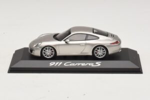 Porsche 911 991 Carrera S Ezüst Metál Minichamps 1:43 WAP0200130C Fém