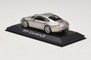 Porsche 911 991 Carrera S Ezüst Metál Minichamps 1:43 WAP0200130C Fém – 3. kép a 4-ből