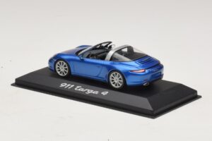 Porsche 911 991 Targa Kék Metál Minichamps 1:43 WAP0200350E Fém – 3. kép a 4-ből