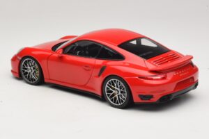 Porsche 911 991 Turbo S Piros Minichamps 1:18 110062320 Fém – 7. kép a 8-ből