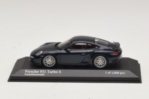 Porsche 911 996 Kék Metál Minichamps 1:43 400061180 Fém
