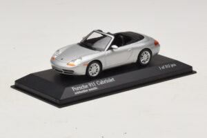 Porsche 911 996 Kabrió Ezüst Metál Minichamps 1:43 400061091 Fém – 2. kép a 4-ből