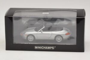 Porsche 911 996 Kabrió Ezüst Metál Minichamps 1:43 400061091 Fém – 4. kép a 4-ből