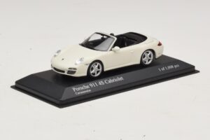 Porsche 911 997 Carrera 4S Kabrió Fehér Minichamps 1:43 400066431 Fém – 2. kép a 4-ből
