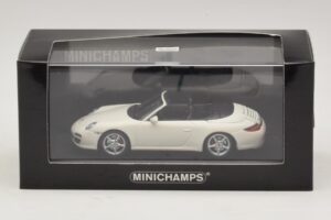 Porsche 911 997 Carrera 4S Kabrió Fehér Minichamps 1:43 400066431 Fém – 4. kép a 4-ből